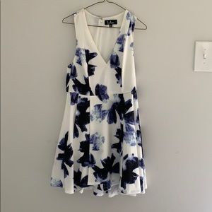 Medium Lulus Dress